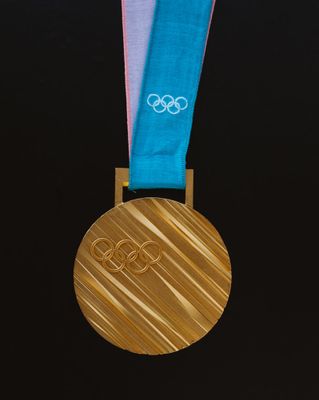 Which city gave birth to the most gold medalists?