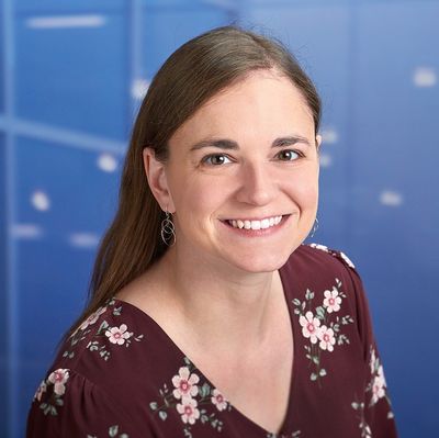 photo of Rebecca Lyzinski