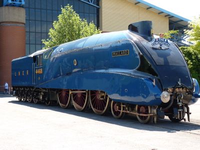 Number_4468_Mallard_in_York.jpg Source: https://en.wikipedia.org/wiki/Steam_locomotive#/media/File:Number_4468_Mallard_in_York.jpg