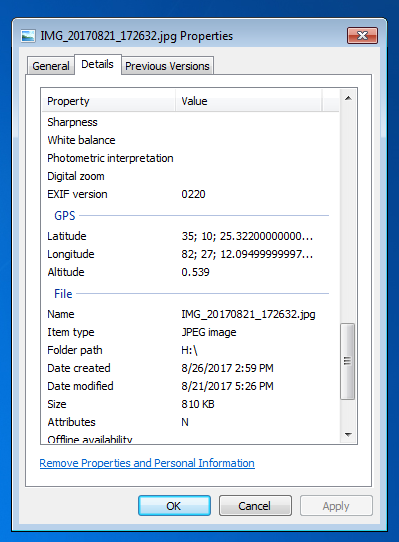 Windows also displays lat/lon in the properties dialog